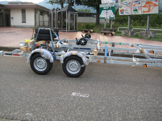 イタリアELEBBI社製のトレーラー