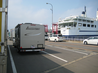 北海道代理店搬入